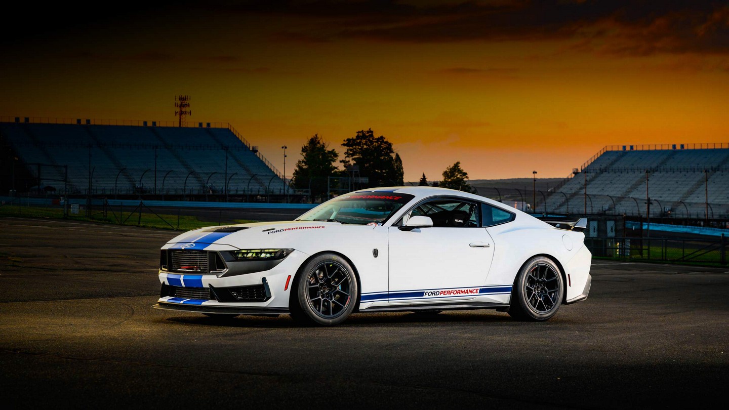 2024 Ford Mustang® Dark Horse™ R | Mustang Race Car | Ford.com