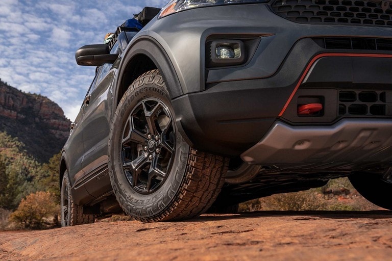 SUV Ford Explorer Timberline 2023 Detalles y Especificaciones