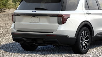 Unique Blackout Treatment on Headlamps and Taillamps