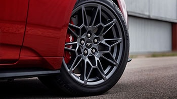 Brake Calipers – Red Painted With White Logo
