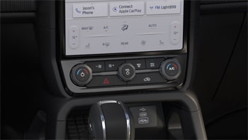 Dual-Zone Electronic Climate Control